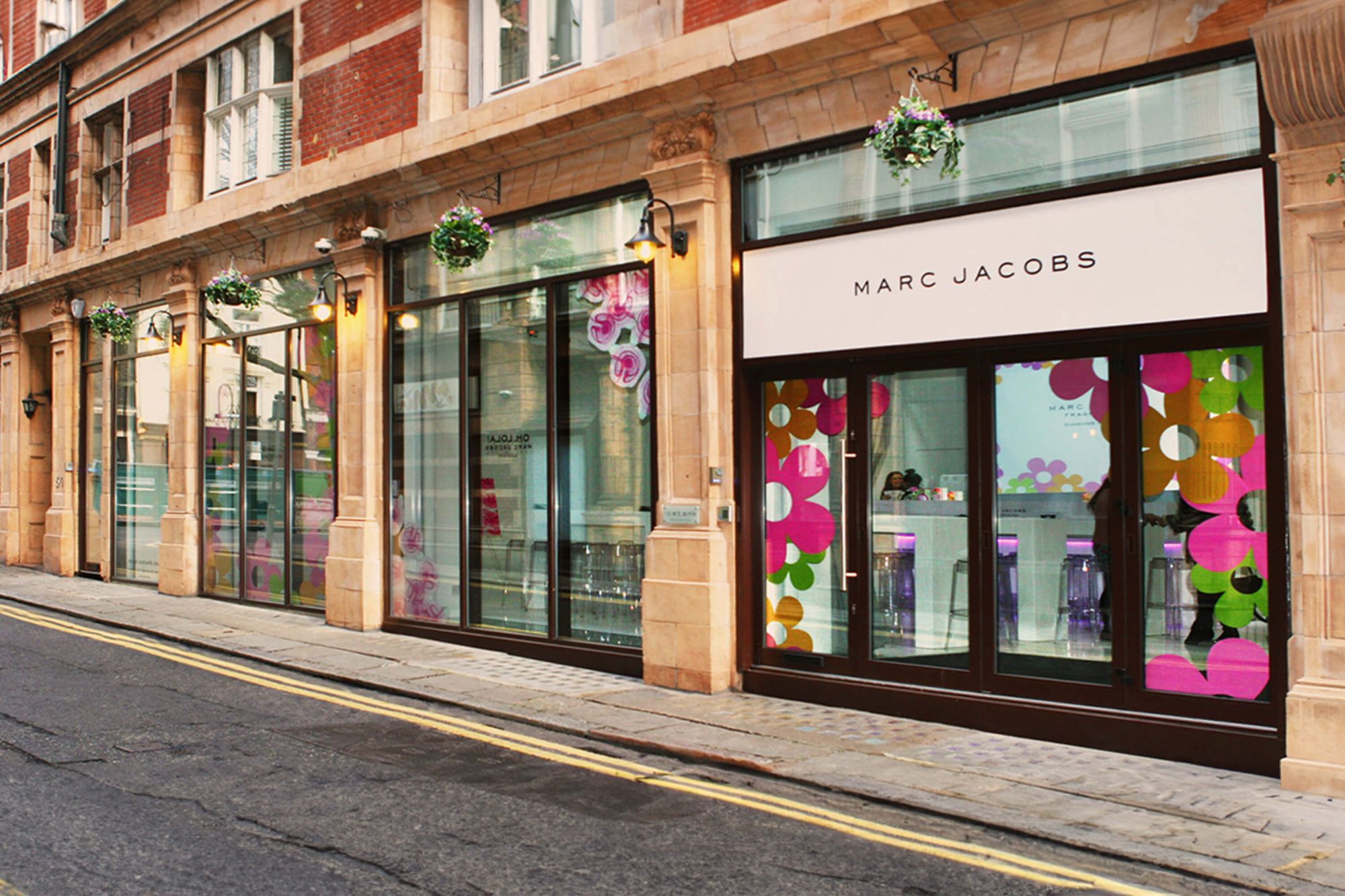 Icetank Venue - Marc Jacobs Vinyl.jpg