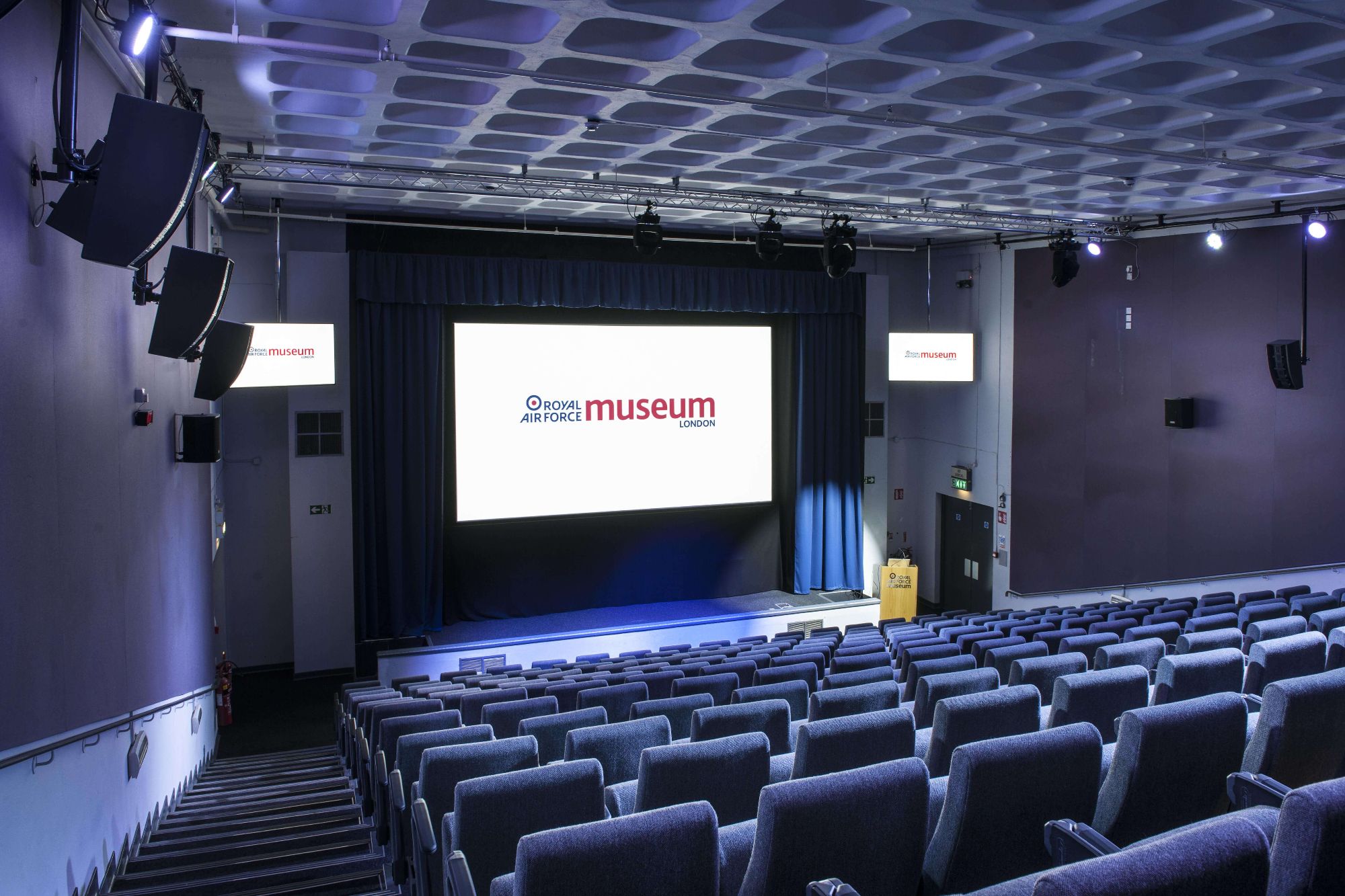 Lecture Theatre 2.jpg