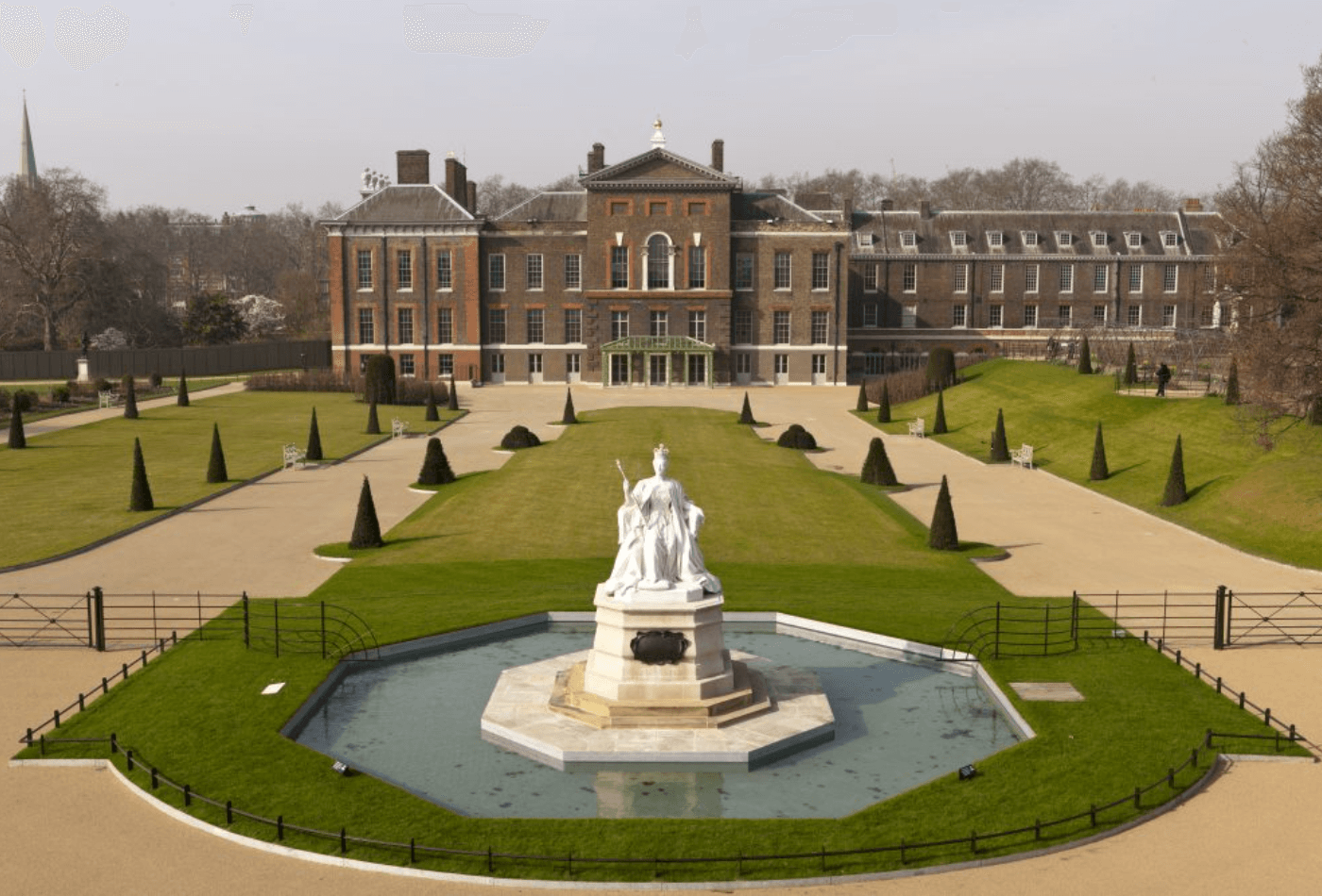 Outside shot of Kensington Palace.png