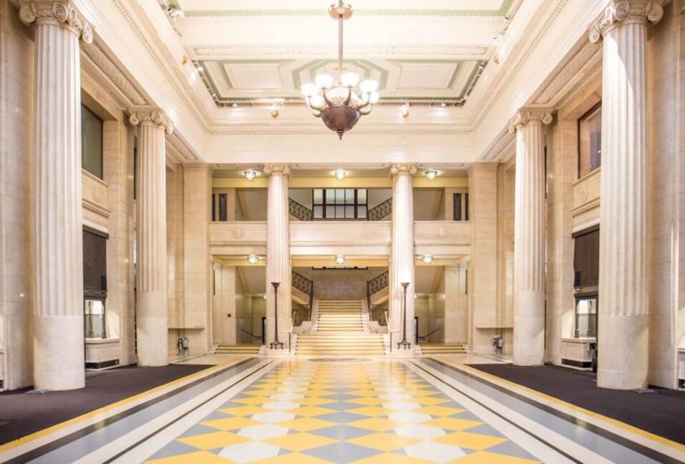 Executive Banking Hall Pen